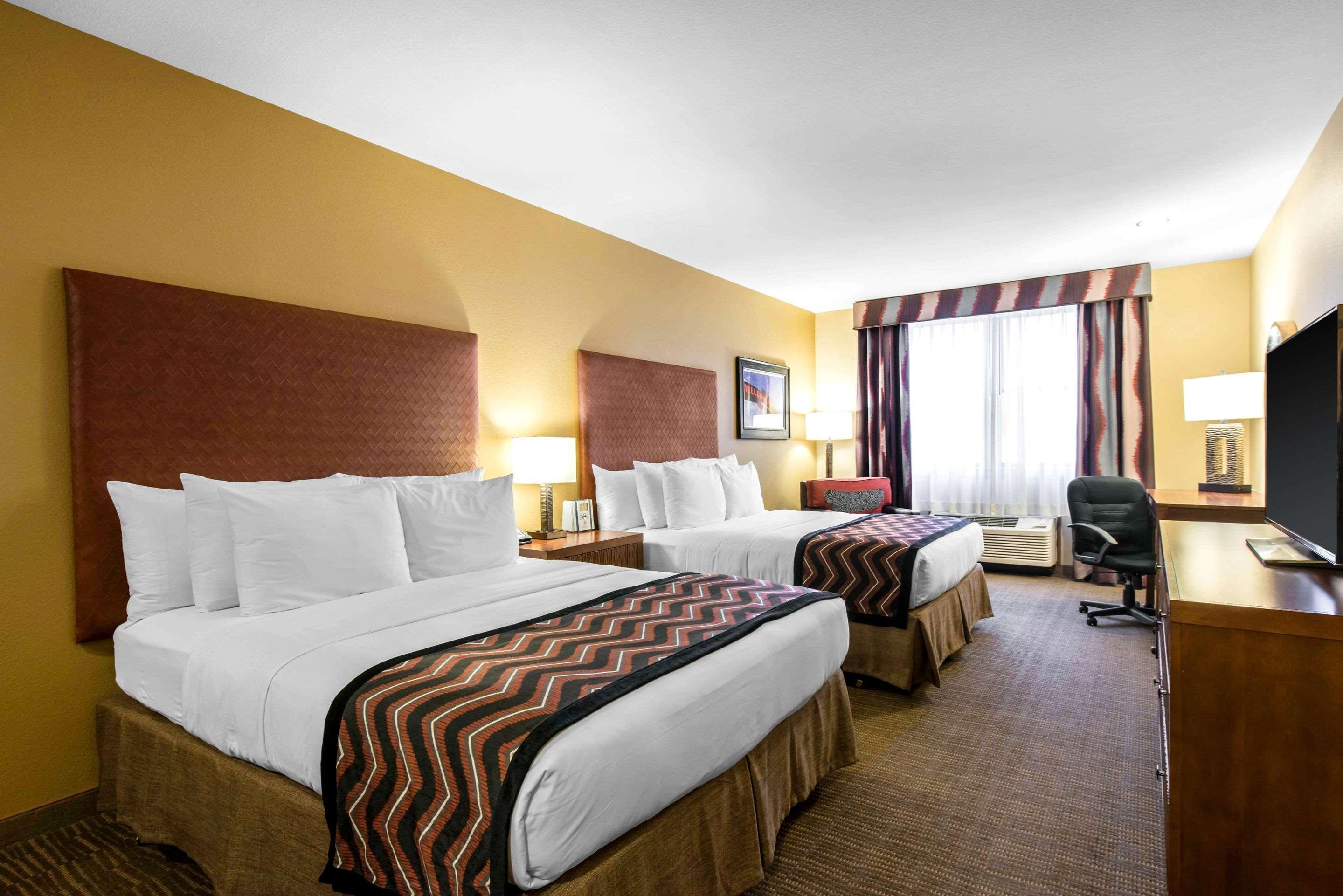 The Hotel, Ascend Collection 4*